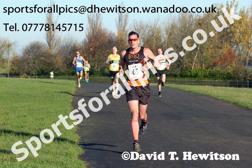 Newcastle Town Moor Marathon, Newcastle Town Moor Marathon and Half Marathon. Photo: David T. Hewitson/Sports for All Pics